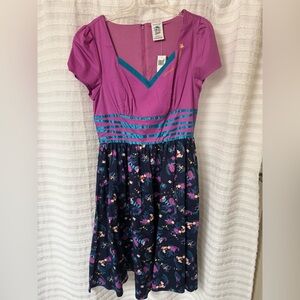 Her Universe Disney Alice in Wonderland Dress